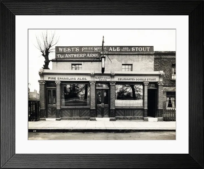 Framed Print : Photograph of Antwerp Arms, Tottenham, London Framed Print : Photograph of Antwerp Arms, Tottenham, London