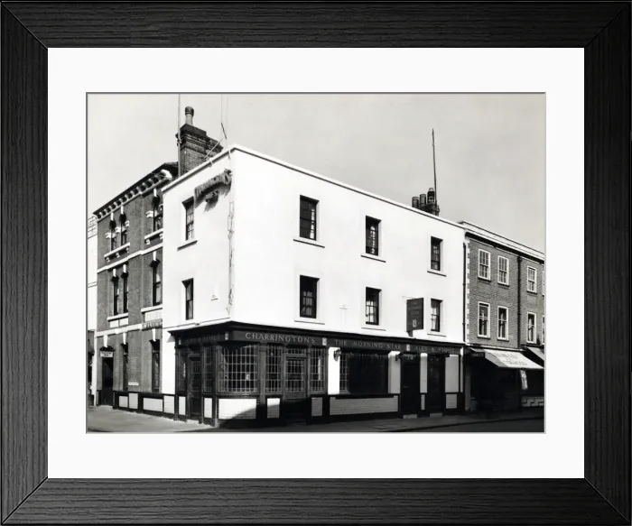 Framed Print : Photograph of Apple Market Inn, Kingston, Surrey Framed Print : Photograph of Apple Market Inn, Kingston, Surrey