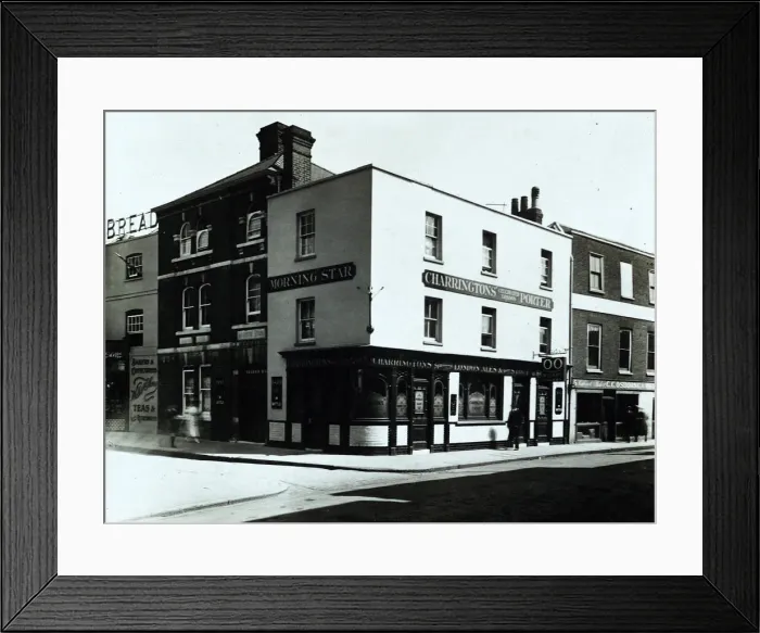 Framed Print : Photograph of Apple Market Inn, Kingston, Surrey Framed Print : Photograph of Apple Market Inn, Kingston, Surrey