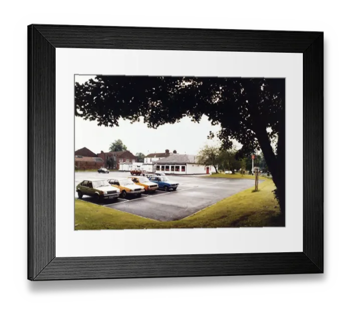 Framed Print : Photograph of Artichoke PH, Brentwood, Essex Framed Print : Photograph of Artichoke PH, Brentwood, Essex