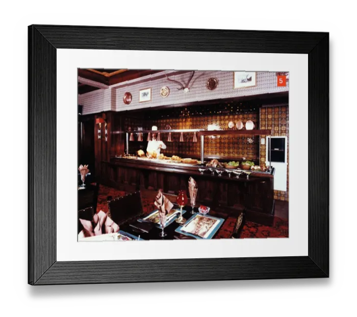 Framed Print : Photograph of Artichoke PH, Brentwood, Essex Framed Print : Photograph of Artichoke PH, Brentwood, Essex