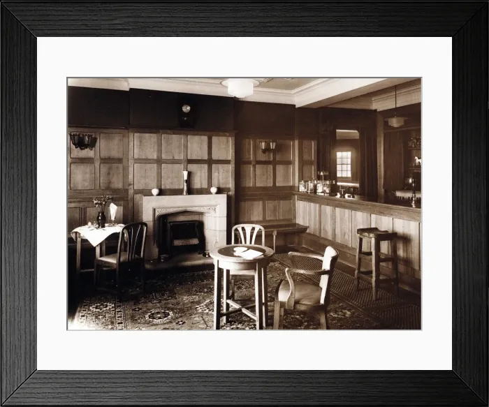 Framed Print : Photograph of Ball Tree Inn, Cokeham, Sussex Framed Print : Photograph of Ball Tree Inn, Cokeham, Sussex