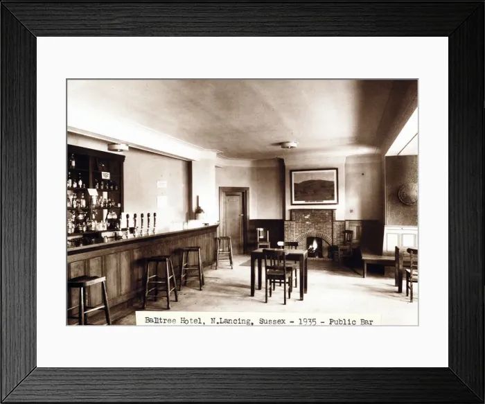 Framed Print : Photograph of Ball Tree Inn, Cokeham, Sussex Framed Print : Photograph of Ball Tree Inn, Cokeham, Sussex