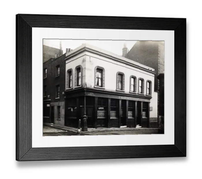 Framed Print : Photograph of Barley Mow PH, Shadwell, London Framed Print : Photograph of Barley Mow PH, Shadwell, London