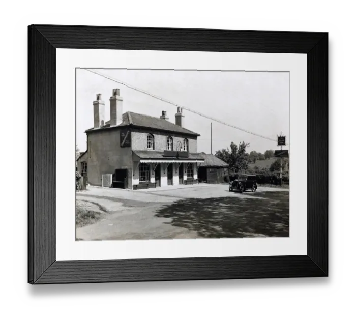 Framed Print : Photograph of Bear Inn, Noak Hill, Essex Framed Print : Photograph of Bear Inn, Noak Hill, Essex