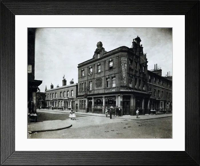 Framed Print : Photograph of Bedford Arms, Walworth, London Framed Print : Photograph of Bedford Arms, Walworth, London
