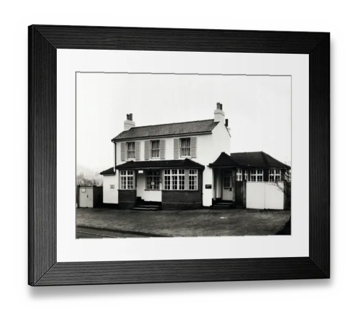 Framed Print : Photograph of Bell PH, Cheam, Greater London Framed Print : Photograph of Bell PH, Cheam, Greater London
