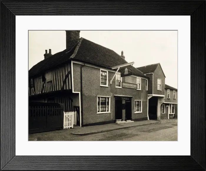 Framed Print : Photograph of Bell PH, Horndon, Essex Framed Print : Photograph of Bell PH, Horndon, Essex