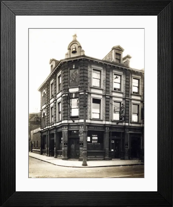 Framed Print : Photograph of Bell PH, Edmonton, London Framed Print : Photograph of Bell PH, Edmonton, London