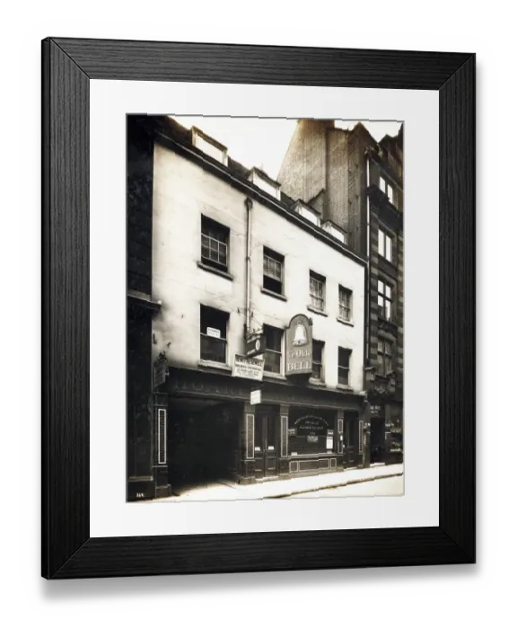 Framed Print : Photograph of Bell & Three Tuns PH, Holborn, London Framed Print : Photograph of Bell & Three Tuns PH, Holborn, London