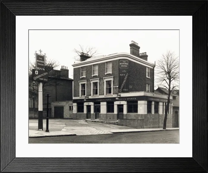 Framed Print : Photograph of Belvedere Tavern, Nunhead, London Framed Print : Photograph of Belvedere Tavern, Nunhead, London