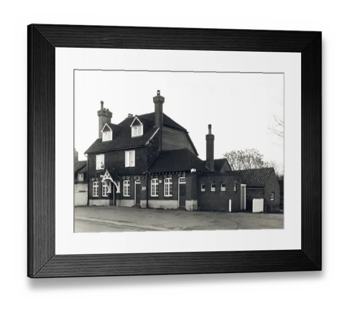 Framed Print : Photograph of Black Horse PH, Farnborough, Surrey Framed Print : Photograph of Black Horse PH, Farnborough, Surrey