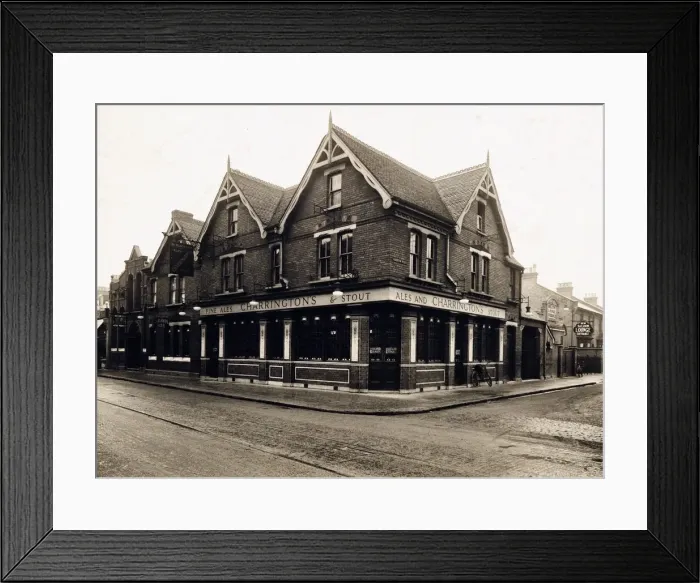 Framed Print : Photograph of Black Lion PH, East Ham, London