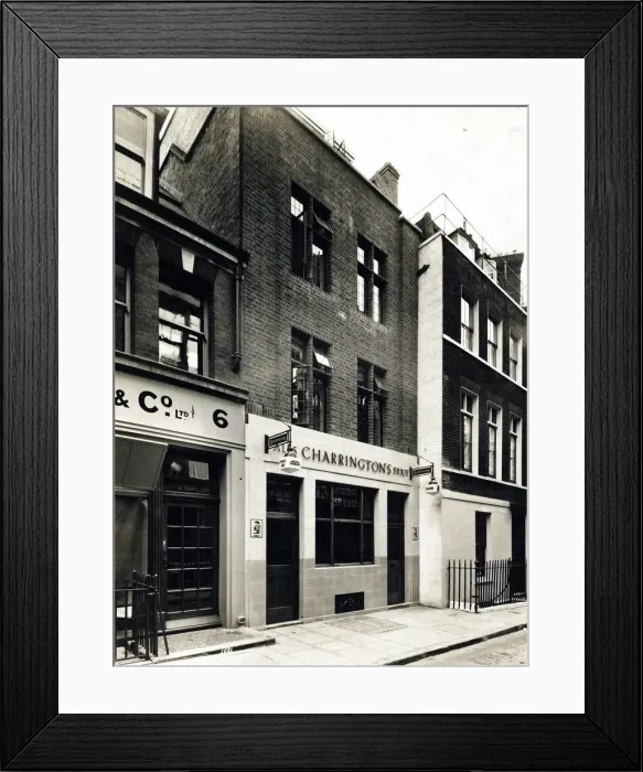 Framed Print : Photograph of Black Lion & French Horn PH, Mayfair, London Framed Print : Photograph of Black Lion & French Horn PH, Mayfair, London