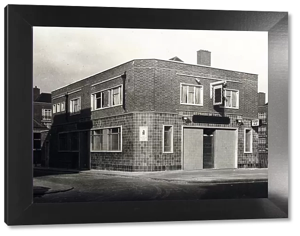 Photograph of Blade Bone PH, Bethnal Green, London