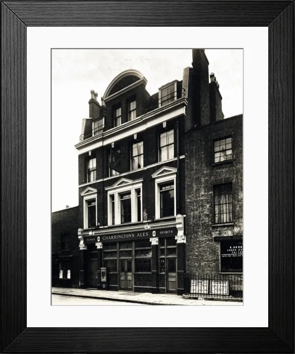 Framed Print : Photograph of Blenheim PH, Chelsea, London Framed Print : Photograph of Blenheim PH, Chelsea, London