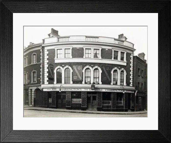Framed Print : Photograph of Blue Anchor PH, East Smithfield, London Framed Print : Photograph of Blue Anchor PH, East Smithfield, London