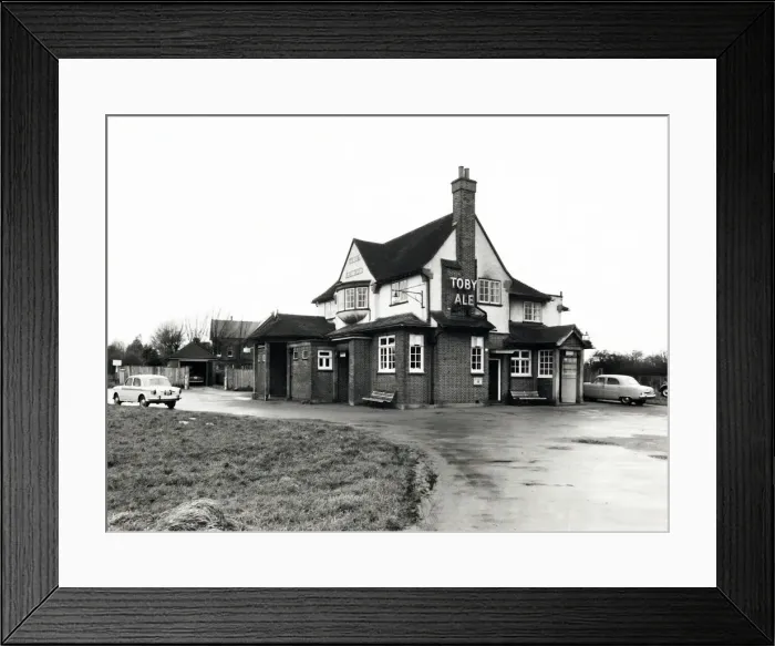 Framed Print : Photograph of Blue Anchor PH, Tadworth, Surrey Framed Print : Photograph of Blue Anchor PH, Tadworth, Surrey