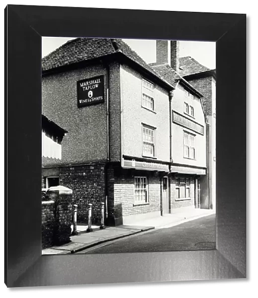 Photograph of Bricklayers Arms, Sandwich, Kent