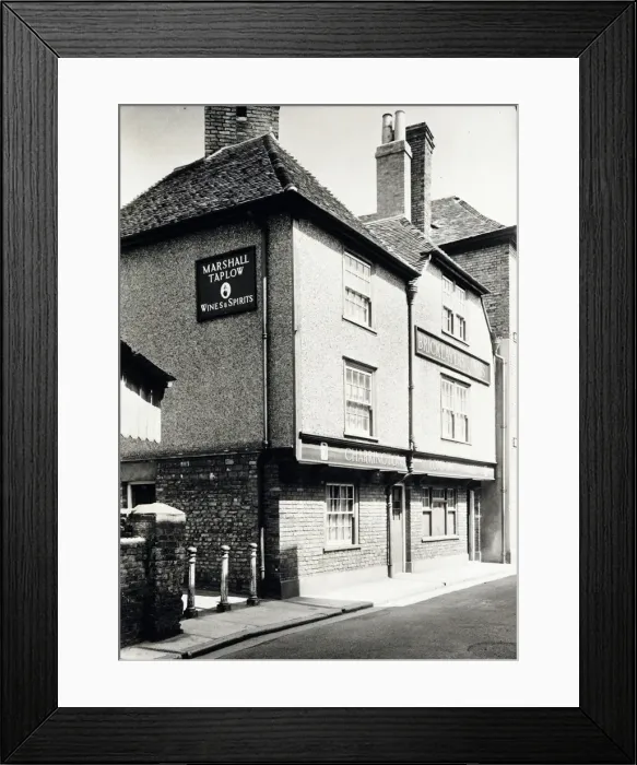 Framed Print : Photograph of Bricklayers Arms, Sandwich, Kent Framed Print : Photograph of Bricklayers Arms, Sandwich, Kent