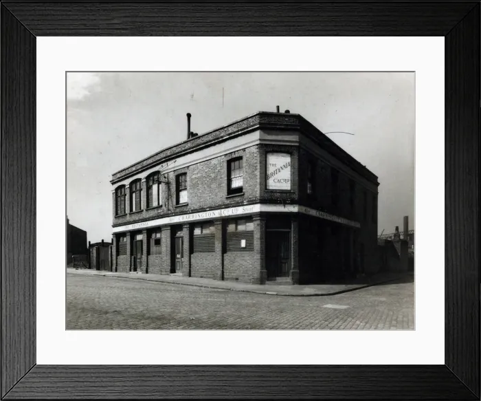Framed Print : Photograph of Britannia PH, Canning Town, London Framed Print : Photograph of Britannia PH, Canning Town, London