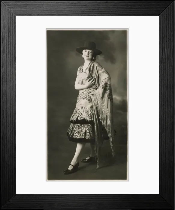 Framed Print : A woman in Spanish costume with the characteristic Spanish shawl. Date: 1930 s Framed Print : A woman in Spanish costume with the characteristic Spanish shawl. Date: 1930 s