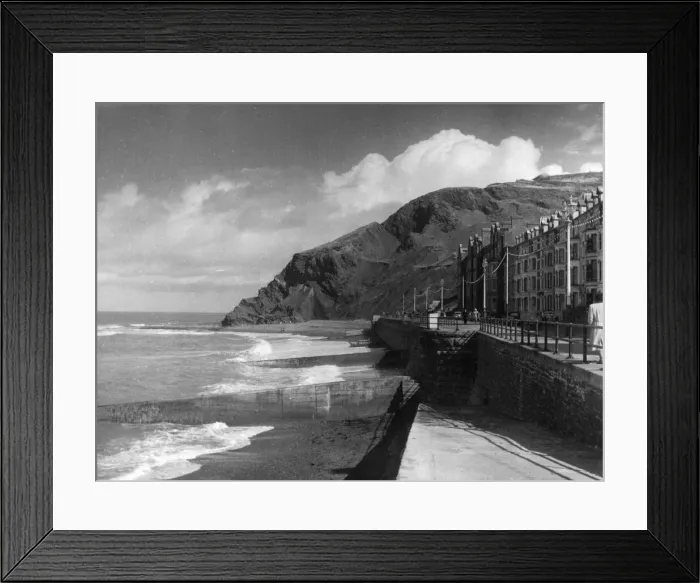 Framed Print : The front and cliffs at Aberystwyth, Cardiganshire, Wales. Date: 1950s Framed Print : The front and cliffs at Aberystwyth, Cardiganshire, Wales. Date: 1950s