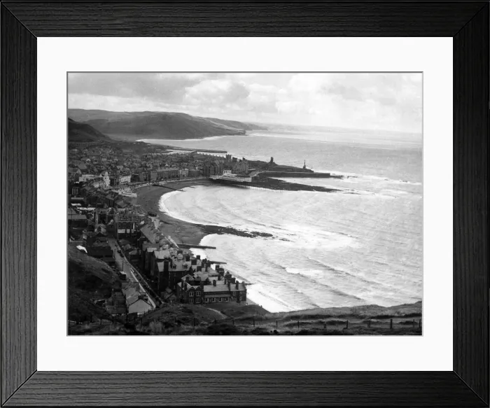 Framed Print : The charming bay at Aberystwyth, Cardiganshire, Wales Framed Print : The charming bay at Aberystwyth, Cardiganshire, Wales