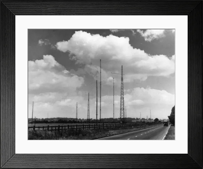 Framed Print : Ancient and Modern Communication. The Roman Road, Watling Street Framed Print : Ancient and Modern Communication. The Roman Road, Watling Street
