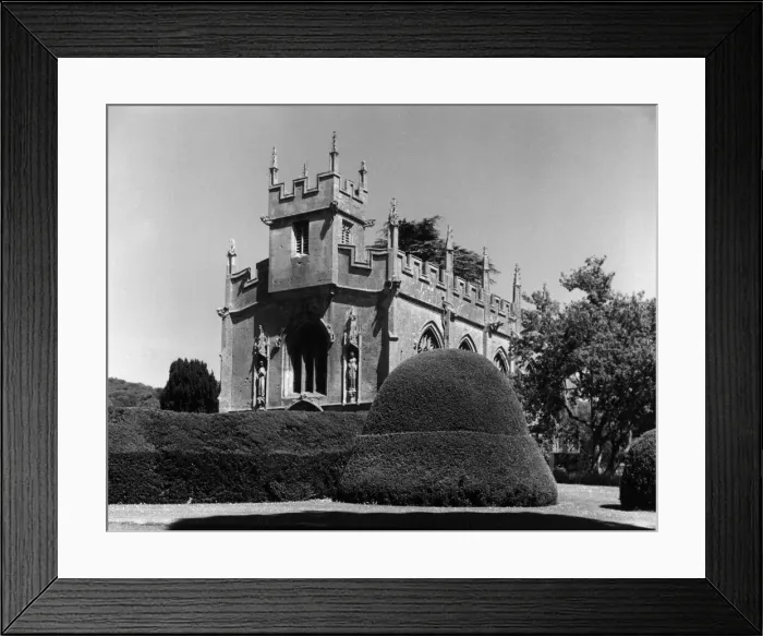 Framed Print : Sudeley Chapel, Sudeley Castle, Gloucestershire, England Framed Print : Sudeley Chapel, Sudeley Castle, Gloucestershire, England