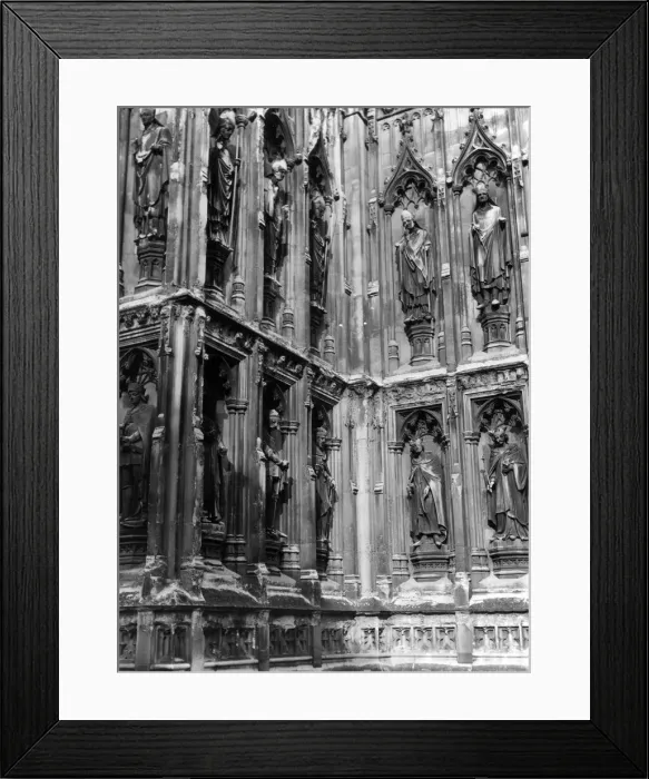 Framed Print : Wonderful sculptured figures of Kings and Bishops on the West Front of Canterbury Framed Print : Wonderful sculptured figures of Kings and Bishops on the West Front of Canterbury