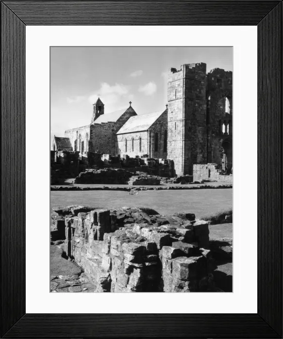 Framed Print : The Church of St. Mary the Virgin, Holy Island, Northumberland Framed Print : The Church of St. Mary the Virgin, Holy Island, Northumberland