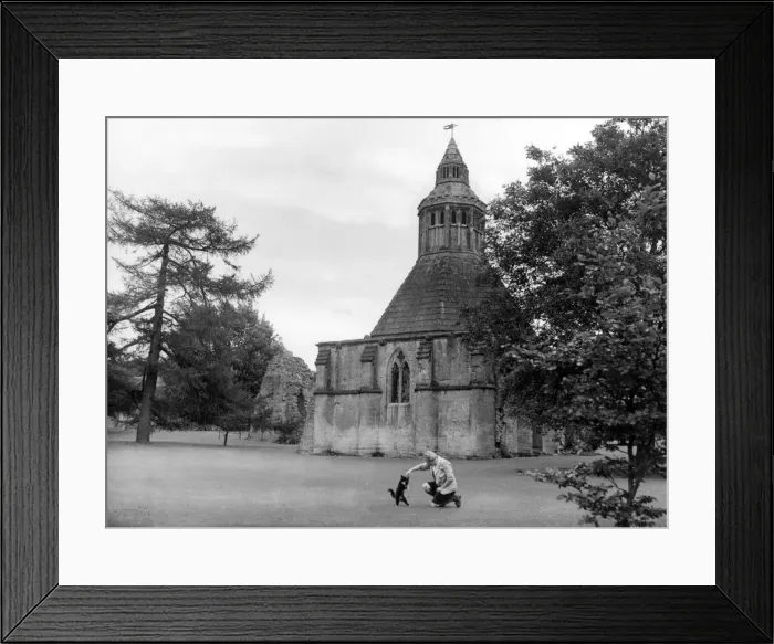 Framed Print : The Abbots Kitchen, beside the ruins of Glastonbury Abbey Framed Print : The Abbots Kitchen, beside the ruins of Glastonbury Abbey