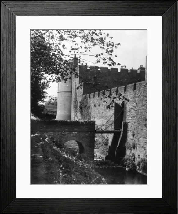 Framed Print : Pembridge Castle, Herefordshire, is an English - Welsh border castle Framed Print : Pembridge Castle, Herefordshire, is an English - Welsh border castle