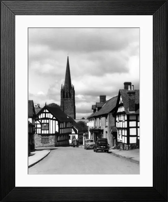 Framed Print : Weobley, a beautiful Herefordshire market town of old half-timbered houses Framed Print : Weobley, a beautiful Herefordshire market town of old half-timbered houses