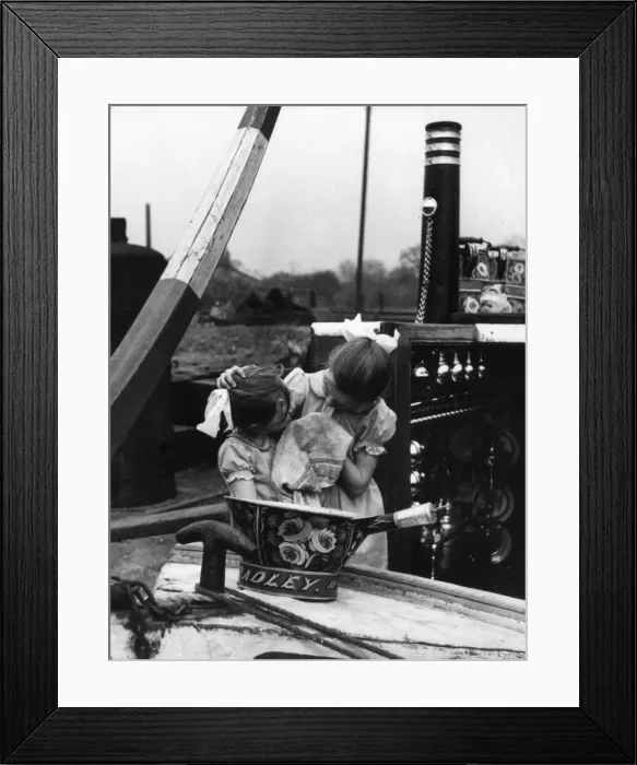 Framed Print : Two canal boat little girls, sisters, with their hair tied in ribbons Framed Print : Two canal boat little girls, sisters, with their hair tied in ribbons