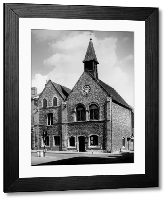 Framed Print : Moyses Hall, Cornhill, Bury St. Edmunds, Suffolk, England, was built by the Normans Framed Print : Moyses Hall, Cornhill, Bury St. Edmunds, Suffolk, England, was built by the Normans