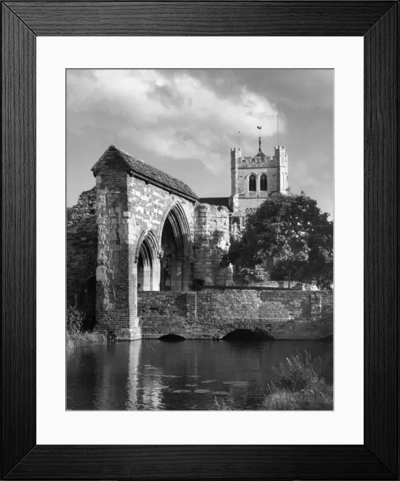Framed Print : Waltham Abbey Church, founded in the 11th century and bequeathed by Edward Framed Print : Waltham Abbey Church, founded in the 11th century and bequeathed by Edward