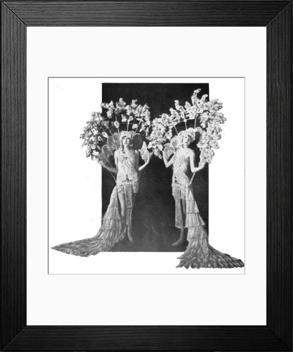Framed Print : Two showgirls in James Kleins Tausend Nackte Frauen (A Thousand Naked Women)
