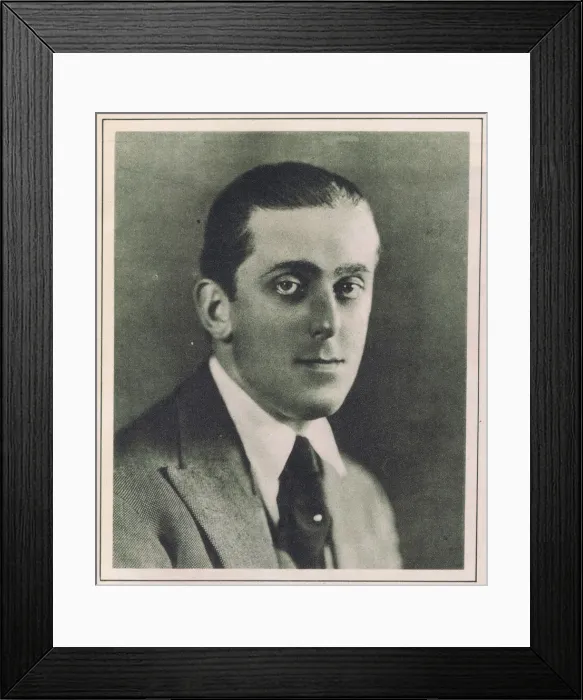 Framed Print : A portrait of John Murray Anderson, July 1925, formerly a dancer and dance teacher Framed Print : A portrait of John Murray Anderson, July 1925, formerly a dancer and dance teacher