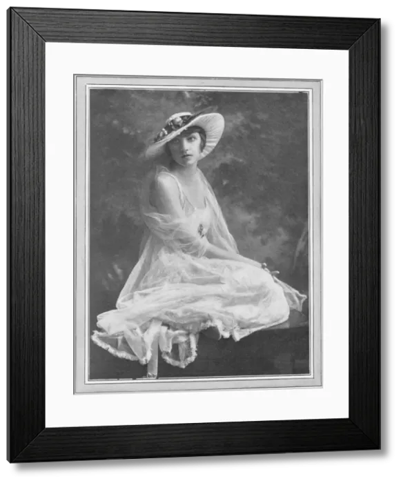 Framed Print : A portrait of Rosie Dolly, 1915 Date: 1915 Framed Print : A portrait of Rosie Dolly, 1915 Date: 1915