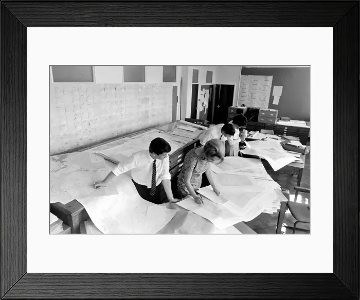 Framed Print : Scientists examining maps and statistics at the Anti-Locust Research Centre (ALRC) Framed Print : Scientists examining maps and statistics at the Anti-Locust Research Centre (ALRC)