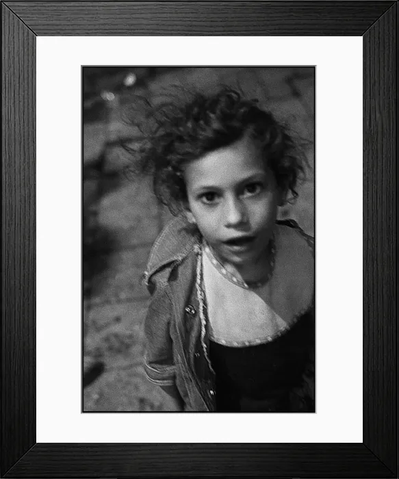 Framed Print : Little girl in Cairo street at night - Egypt. Date: 1980s Framed Print : Little girl in Cairo street at night - Egypt. Date: 1980s