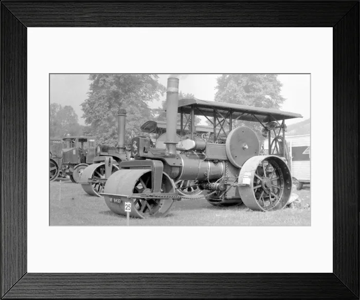 Framed Print : Aveling and Showmans DD class Road Roller Fire Queen Framed Print : Aveling and Showmans DD class Road Roller Fire Queen