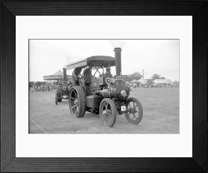 Framed Print : McLaren Tractor Bluebell aM 801 Framed Print : McLaren Tractor Bluebell aM 801