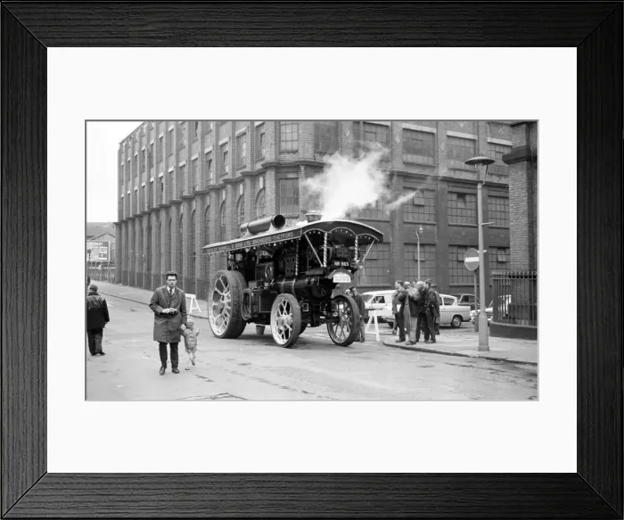 Framed Print : Burrell Showmans Road Locomotive Winston Churchill NR 965