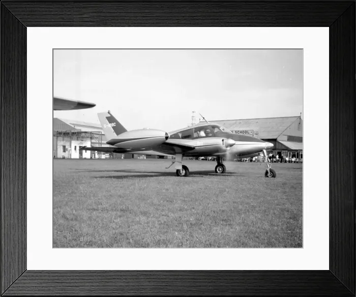 Framed Print : Cessna 310D G-ARBC Framed Print : Cessna 310D G-ARBC