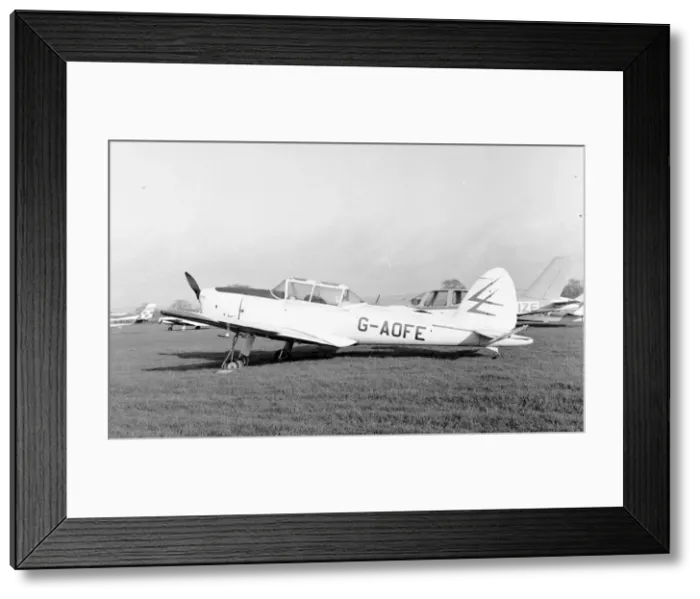 Framed Print : de Havilland Canada DHC-1 Chipmunk G-AOFE Framed Print : de Havilland Canada DHC-1 Chipmunk G-AOFE