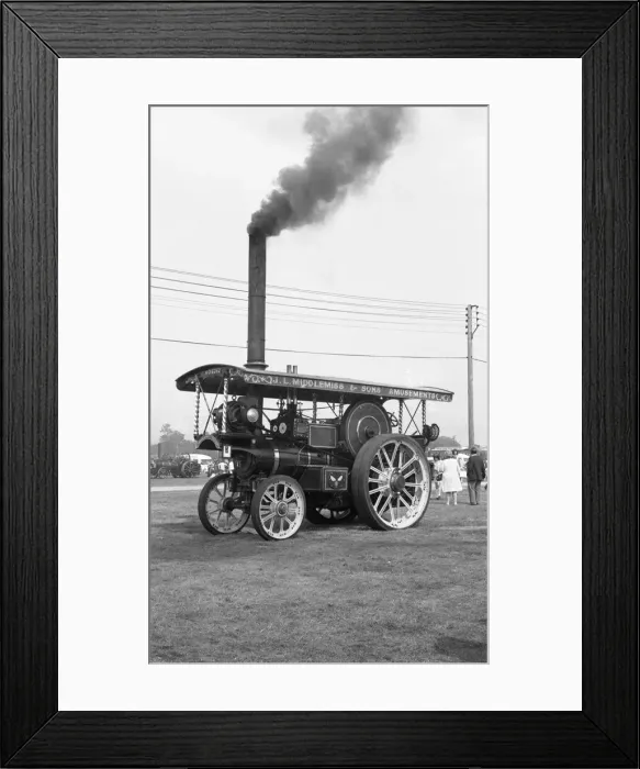 Framed Print : Burrell Showmans Road Locomotive 3555, The Busy Bee Framed Print : Burrell Showmans Road Locomotive 3555, The Busy Bee
