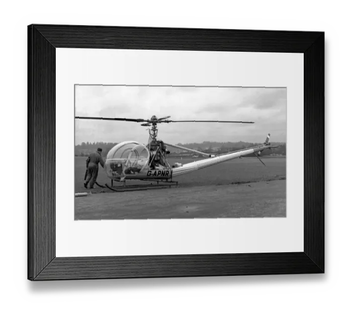 Framed Print : Hiller UH-12E G-APNR Framed Print : Hiller UH-12E G-APNR